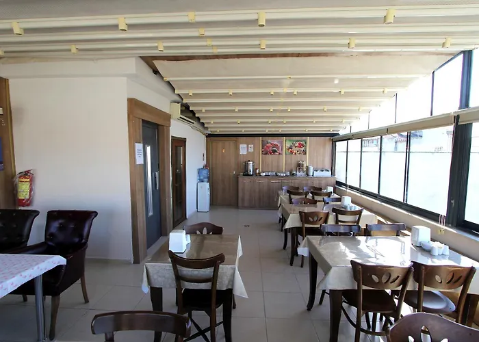 Metrohill Hotel